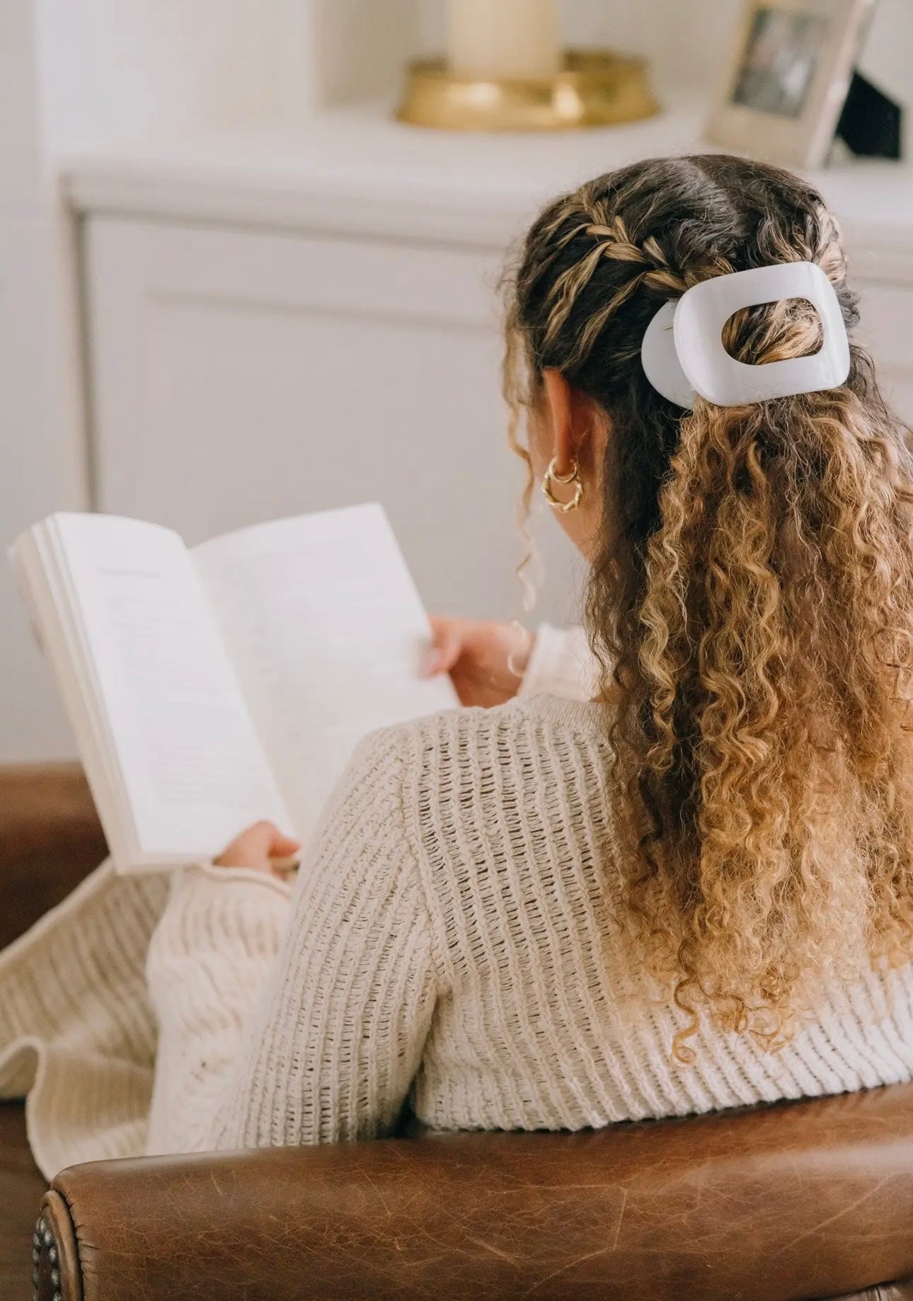 Round Flat Hair Clip- Medium