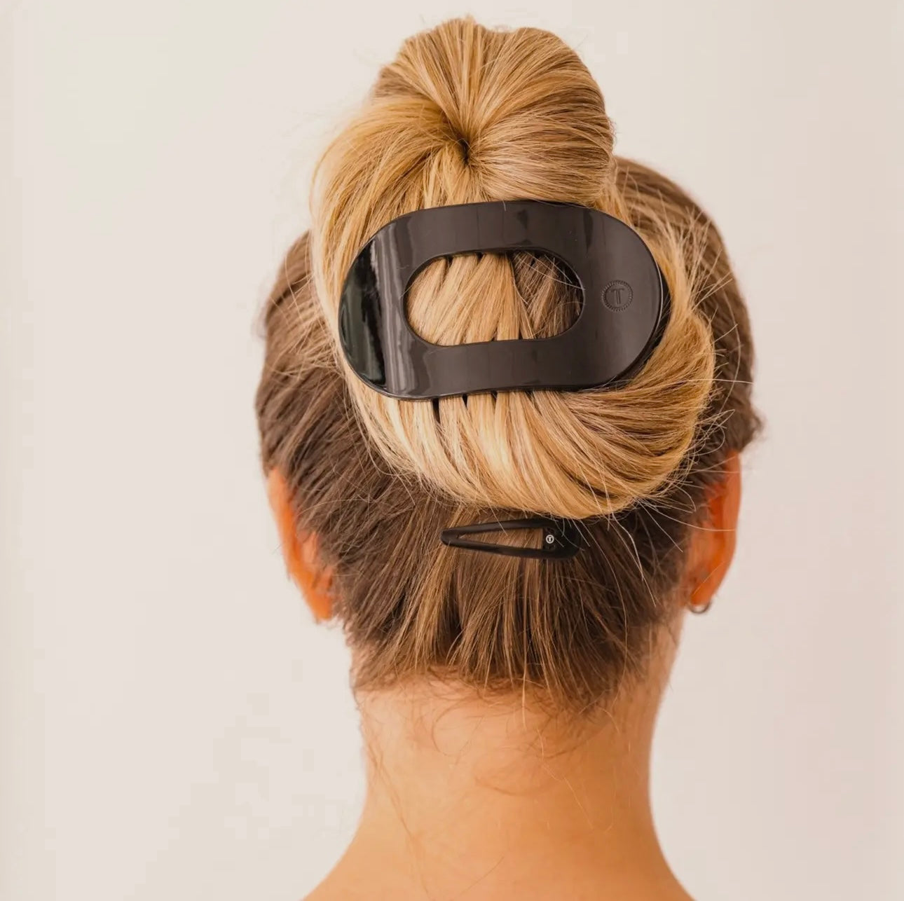 Round Flat Hair Clip- Large